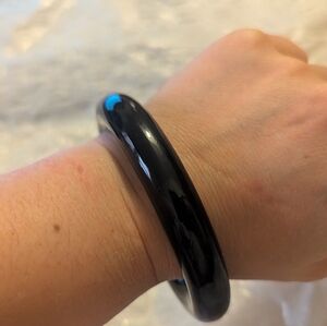 Chunky black bangle